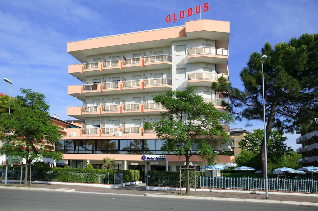 Hotel Globus تْشيزيناتيكو المظهر الخارجي الصورة